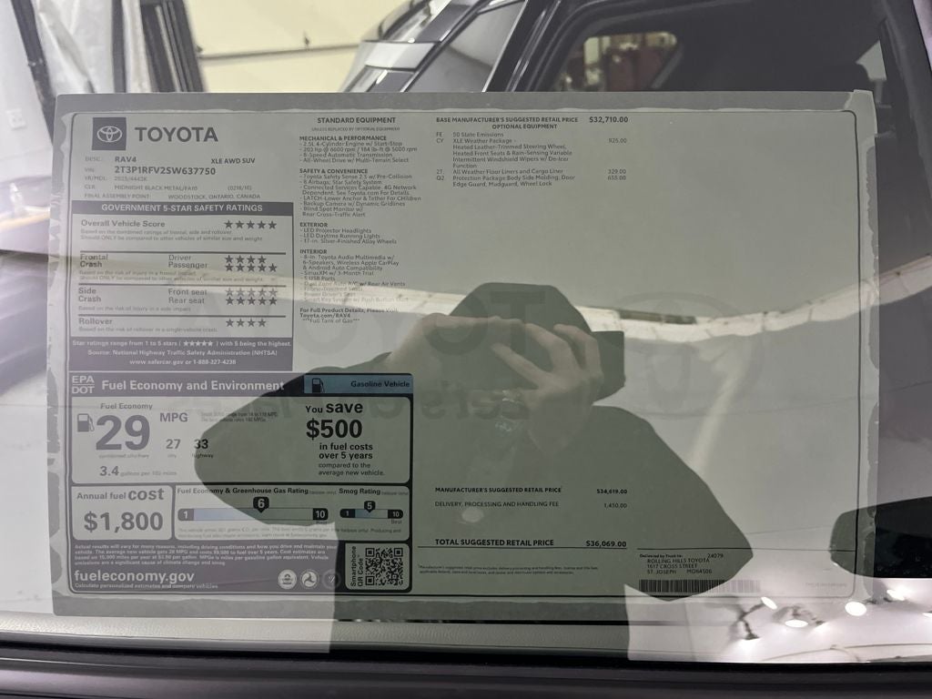 2025 Toyota RAV4 XLE