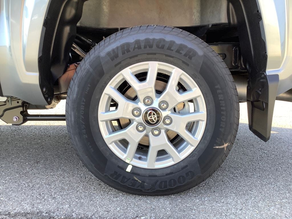 2025 Toyota Tacoma SR5