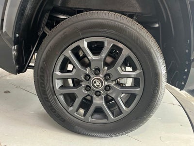 2026 Toyota Tundra i-FORCE MAX Platinum i-FORCE MAX