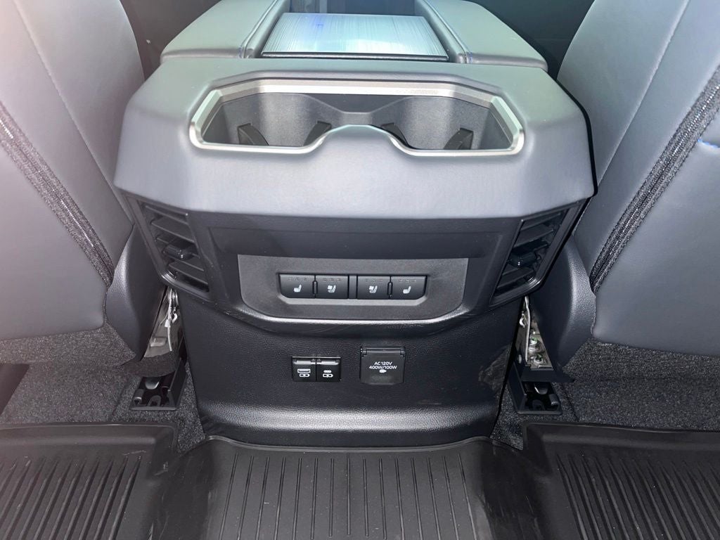 2026 Toyota Tundra i-FORCE MAX Platinum i-FORCE MAX