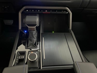 2026 Toyota Tundra i-FORCE MAX Platinum i-FORCE MAX