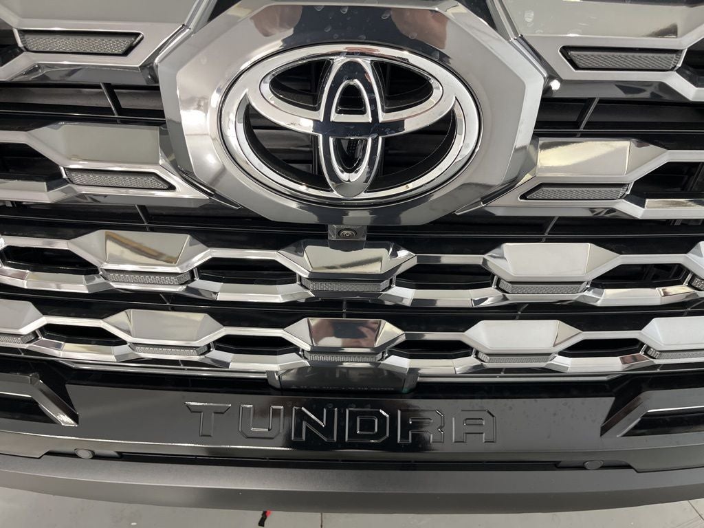 2026 Toyota Tundra i-FORCE MAX Platinum i-FORCE MAX