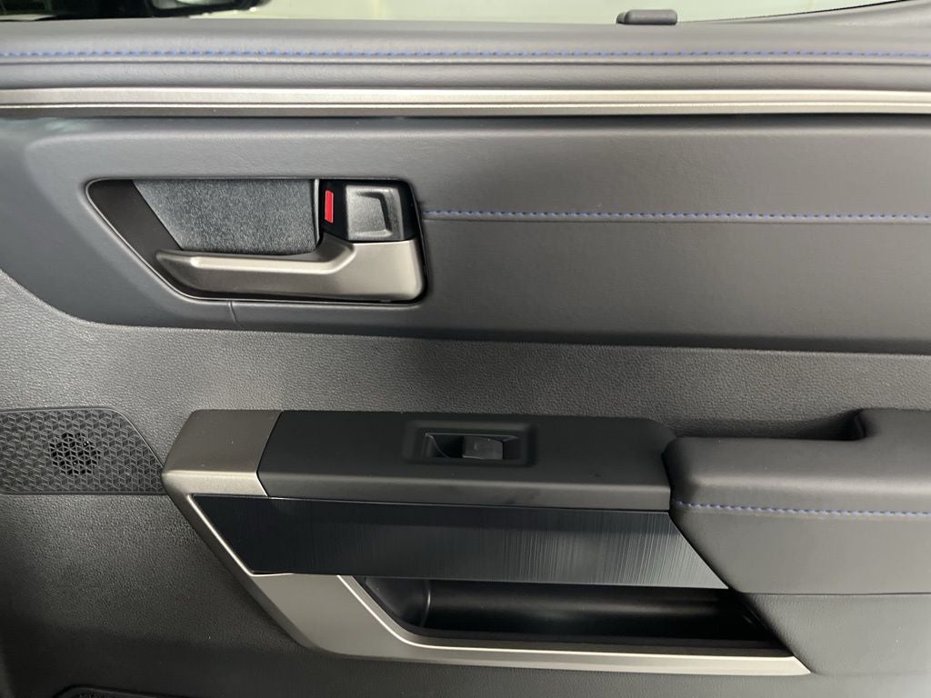 2026 Toyota Tundra i-FORCE MAX Platinum i-FORCE MAX