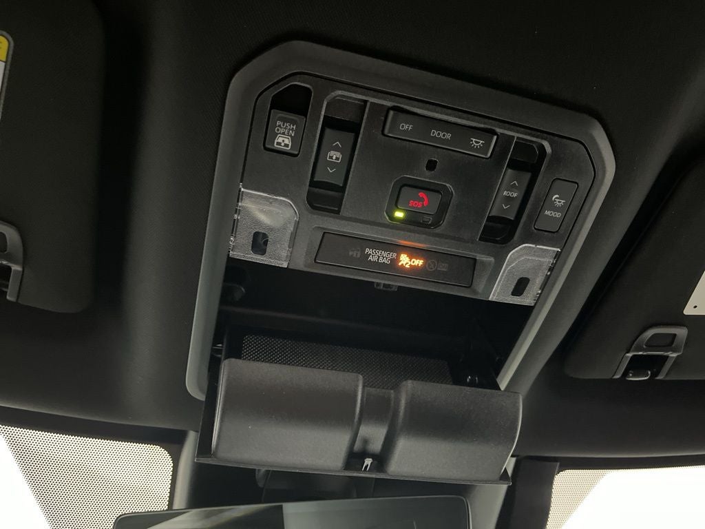 2026 Toyota Tundra i-FORCE MAX Platinum i-FORCE MAX