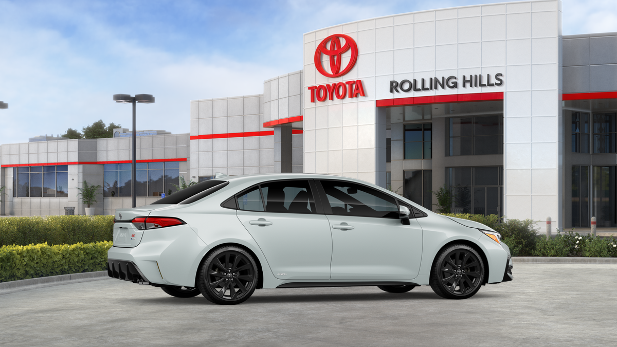 2027 Toyota Corolla Hybrid Hybrid SE