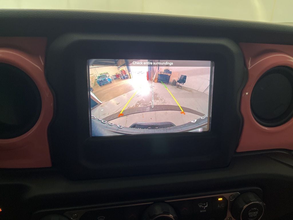 2022 Jeep Wrangler Unlimited Willys