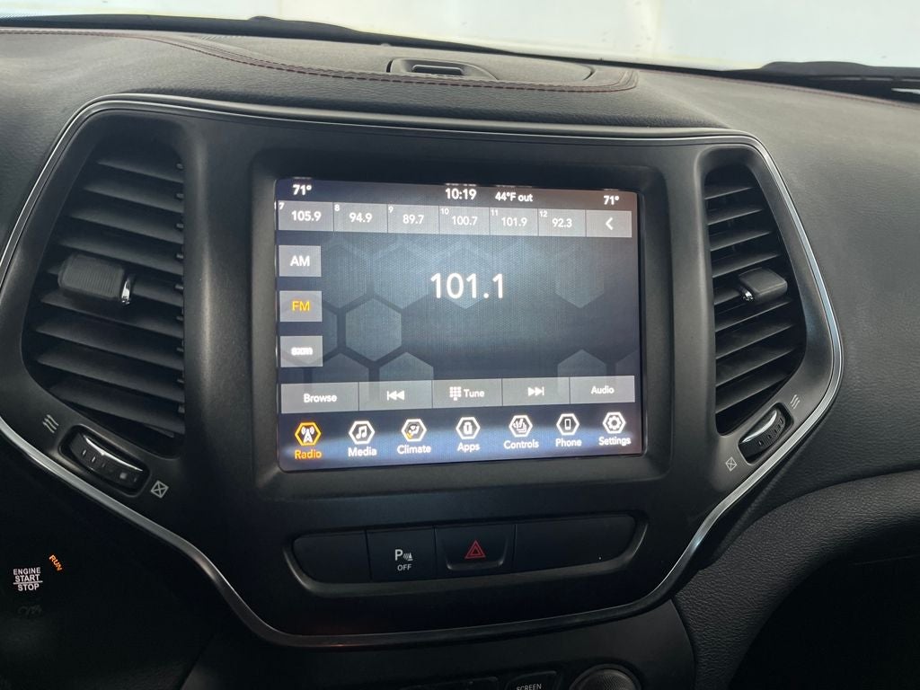 2020 Jeep Cherokee Trailhawk