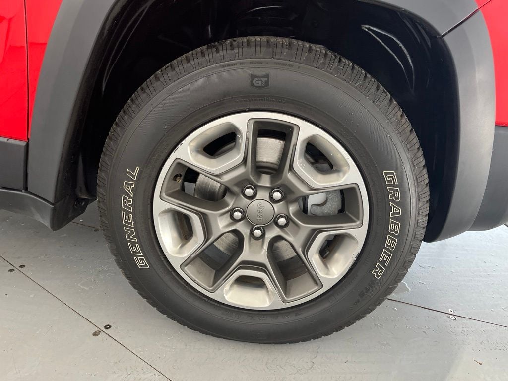 2019 Jeep Cherokee Trailhawk