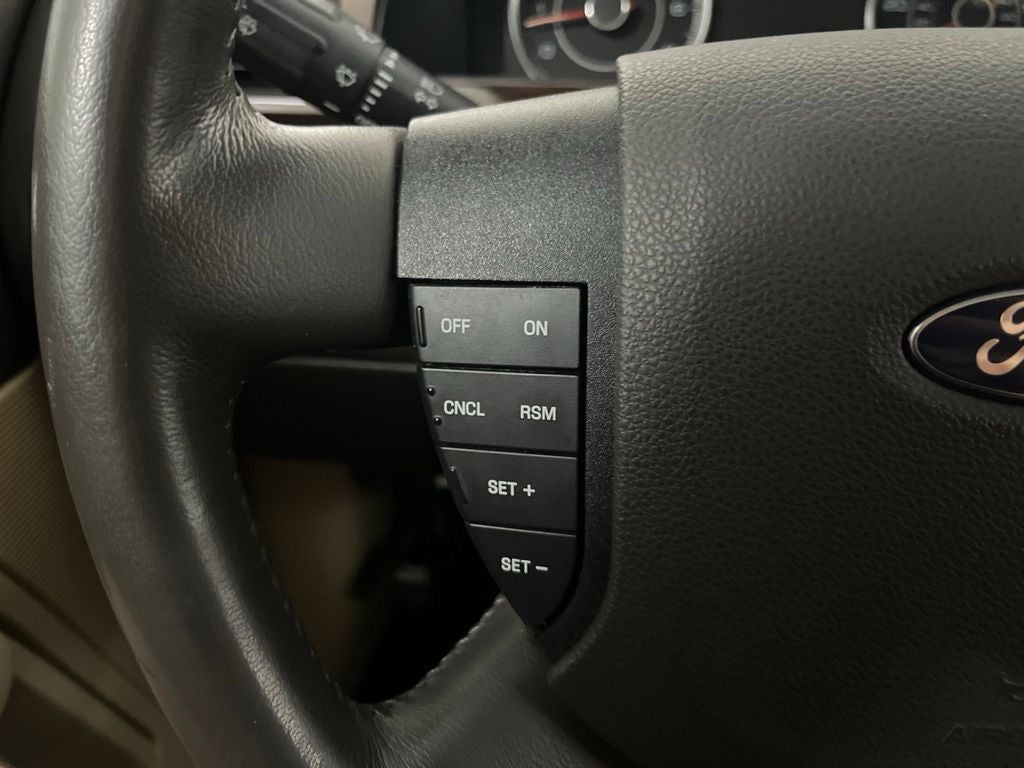 2009 Ford Taurus SEL