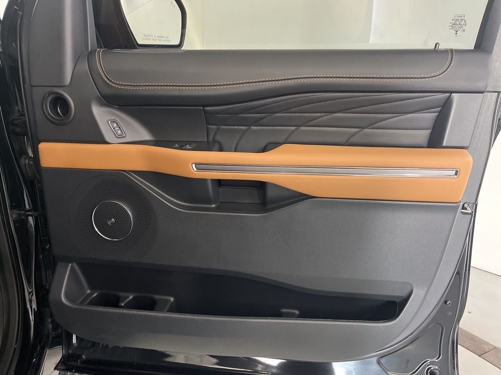 2023 Ford Expedition Max Platinum