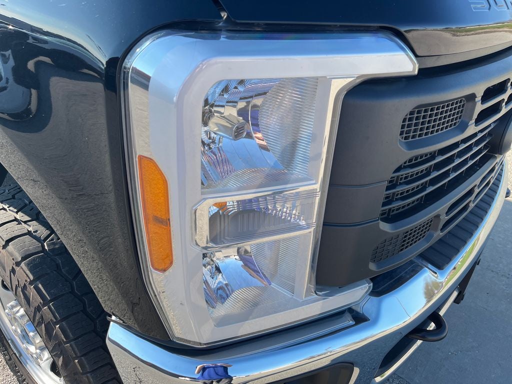 2023 Ford F-350SD XL