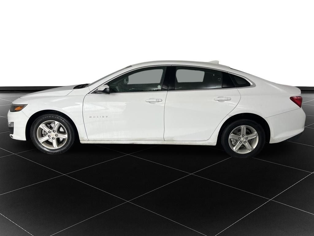Used 2024 Chevrolet Malibu 1LT with VIN 1G1ZD5STXRF161734 for sale in Kansas City