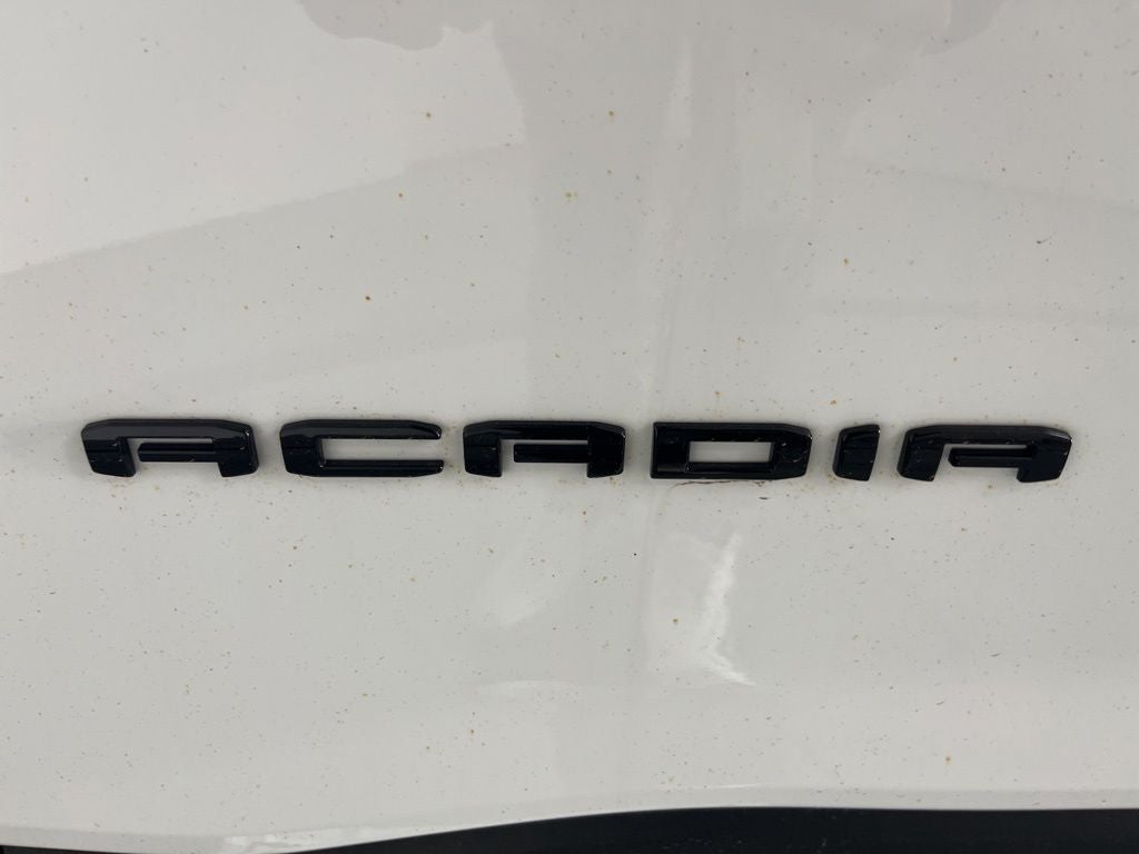 2023 GMC Acadia SLT