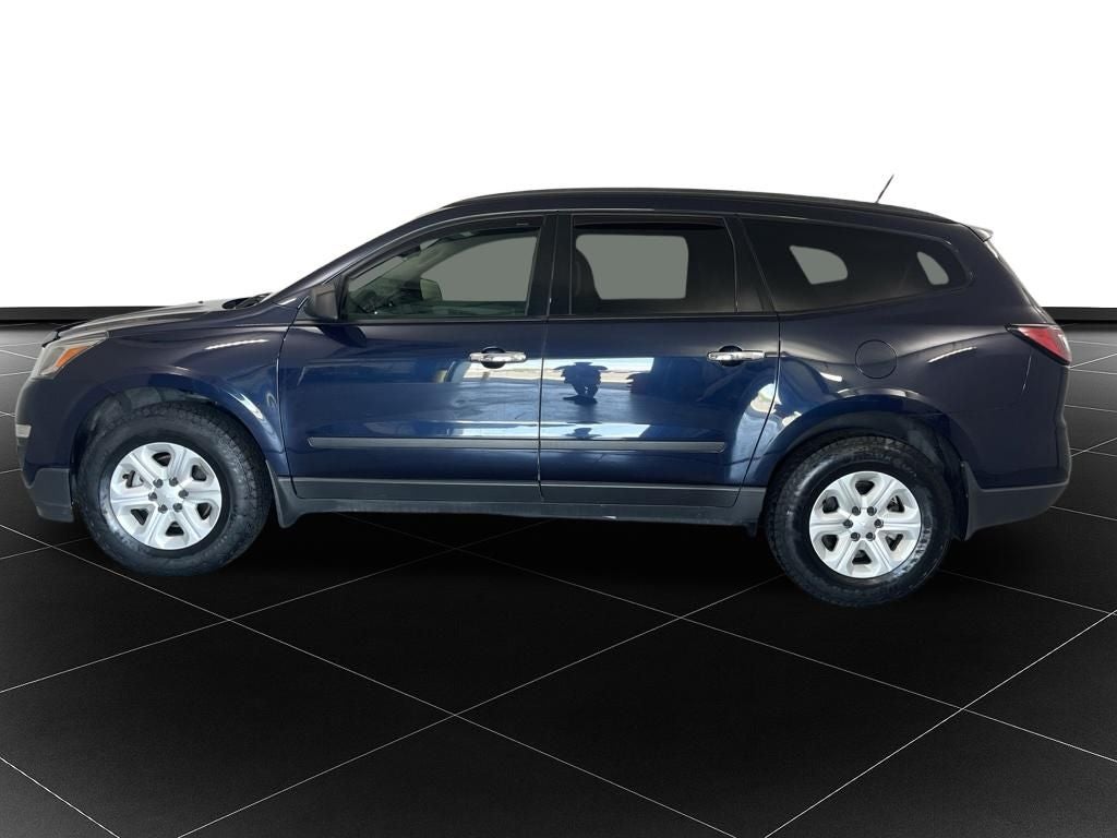Used 2015 Chevrolet Traverse LS with VIN 1GNKRFKDXFJ360159 for sale in Saint Joseph, MO