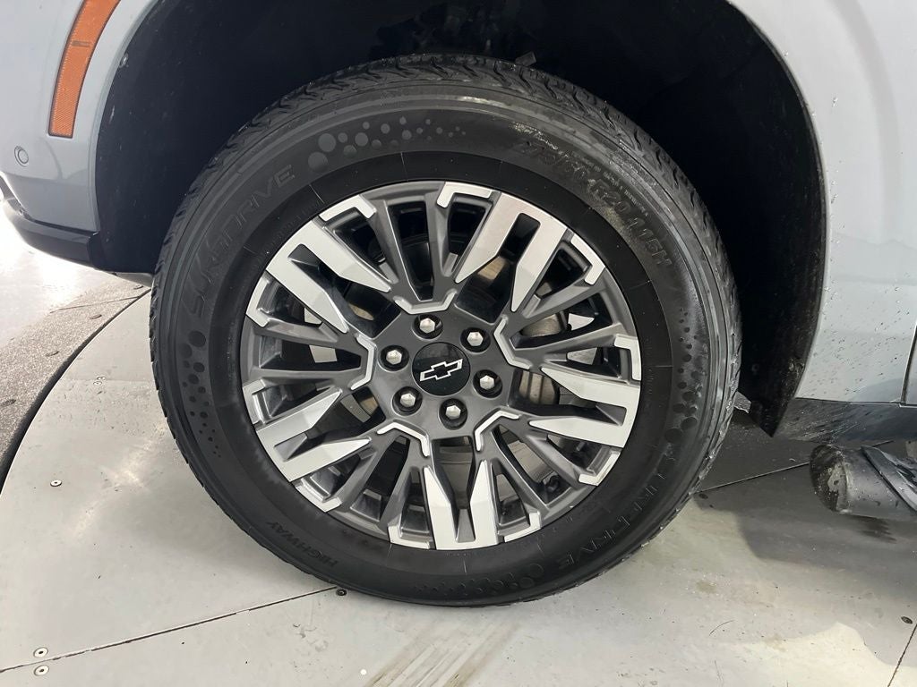 2025 Chevrolet Suburban Z71