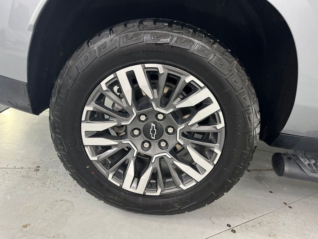 2025 Chevrolet Suburban Z71