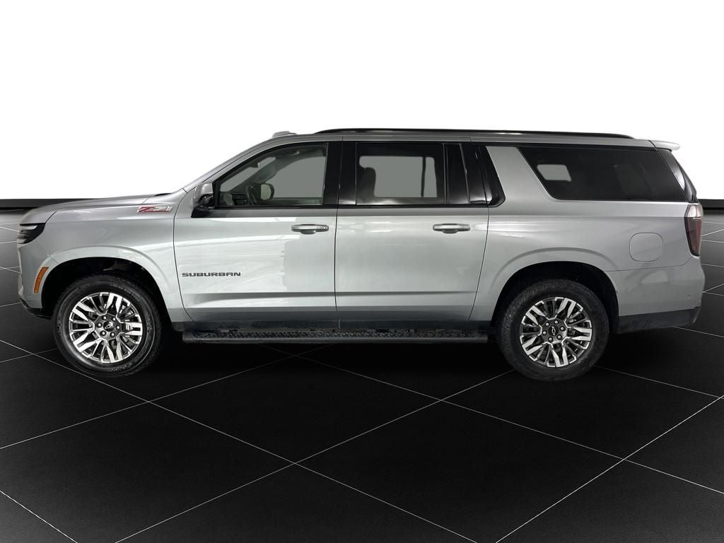 Used 2025 Chevrolet Suburban Z71 with VIN 1GNS6DRD0SR221219 for sale in Kansas City