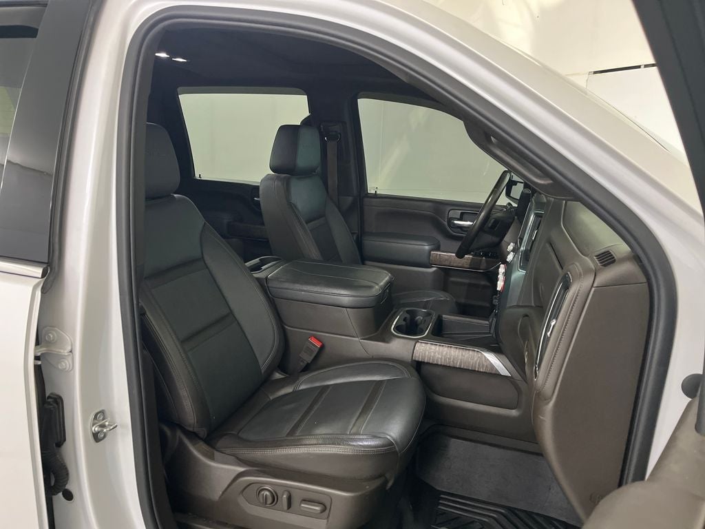 2023 GMC Sierra 2500HD Denali