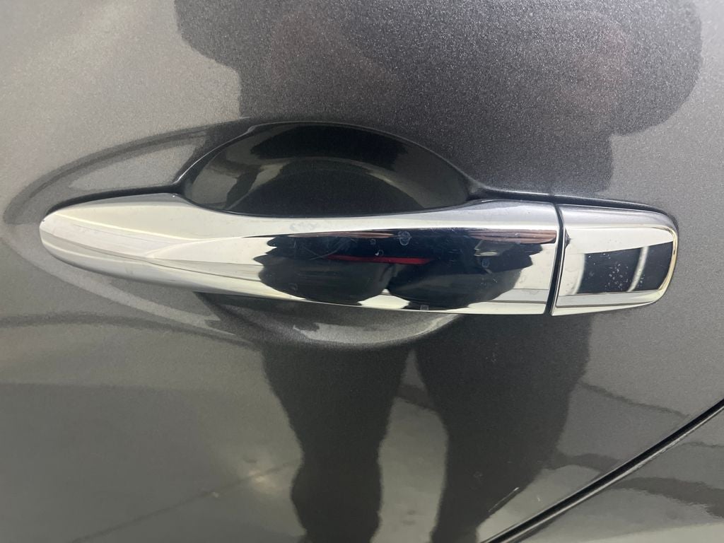 2022 Nissan Maxima SV