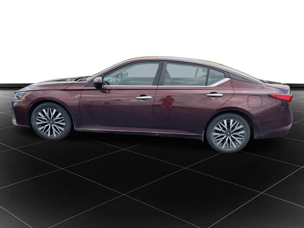 Used 2023 Nissan Altima SV with VIN 1N4BL4DV9PN382027 for sale in Kansas City