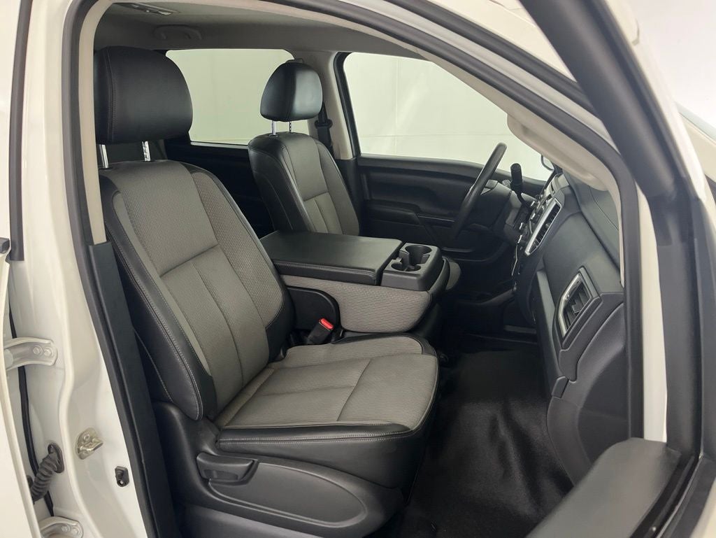 2017 Nissan Titan S