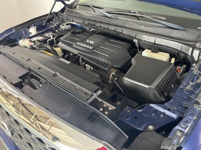 2017 Nissan Titan SV