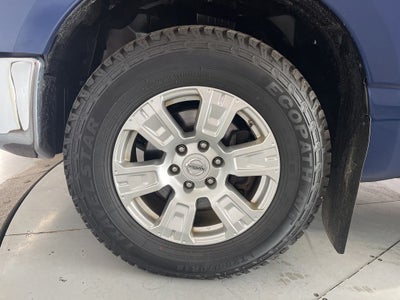 2017 Nissan Titan SV