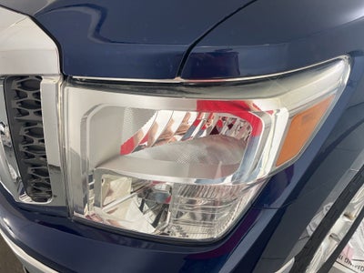2017 Nissan Titan SV