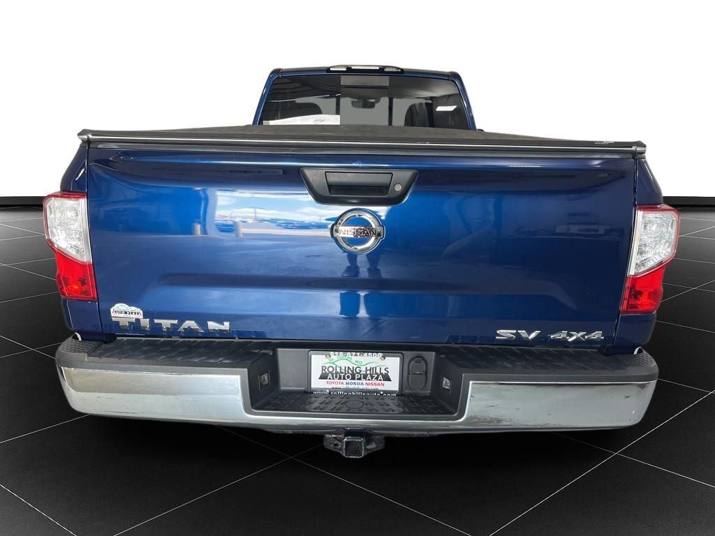 2017 Nissan Titan SV