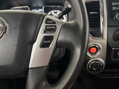 2017 Nissan Titan SV