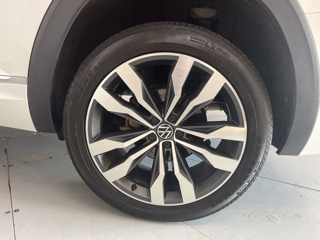 2023 Volkswagen Atlas SEL Premium R-Line - Photo 16