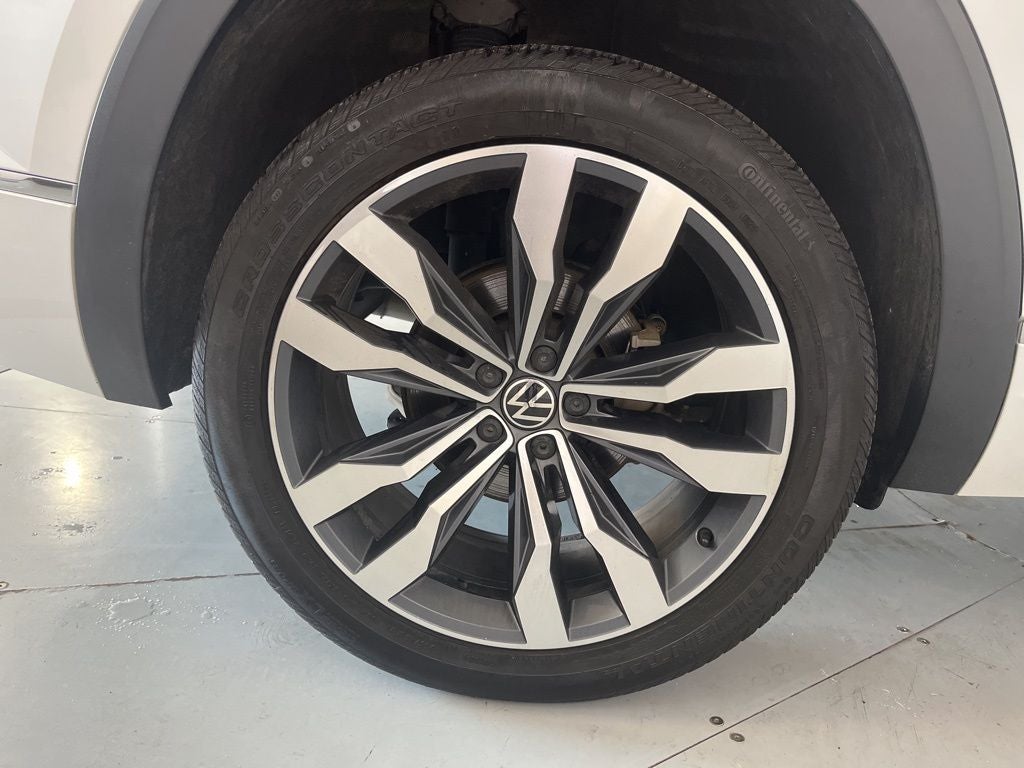 2023 Volkswagen Atlas SEL Premium R-Line - Photo 17