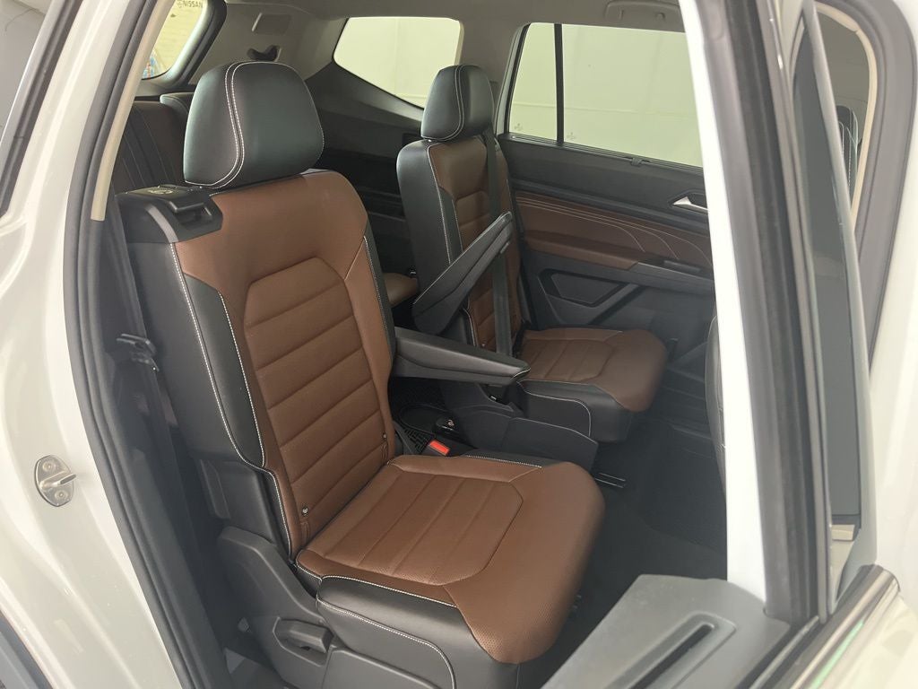 2023 Volkswagen Atlas SEL Premium R-Line - Photo 23