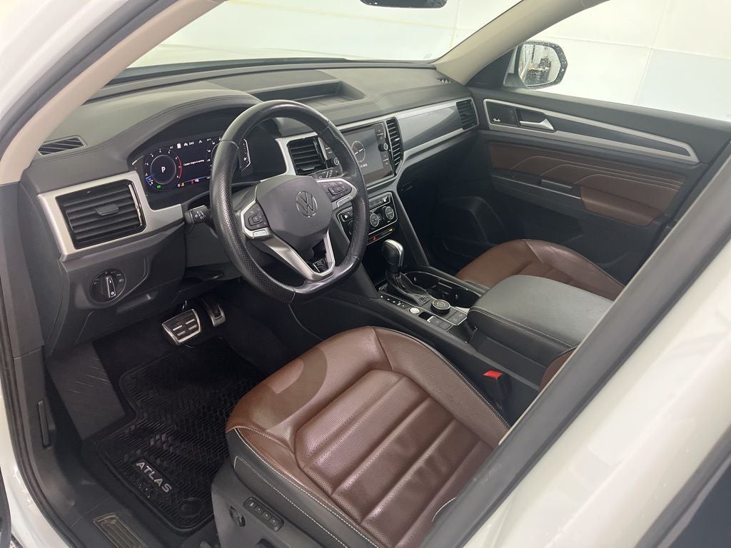 2023 Volkswagen Atlas SEL Premium R-Line - Photo 28