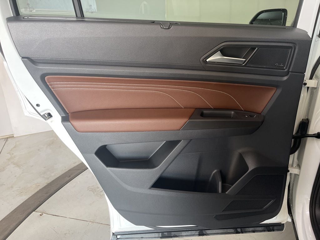 2023 Volkswagen Atlas SEL Premium R-Line - Photo 30