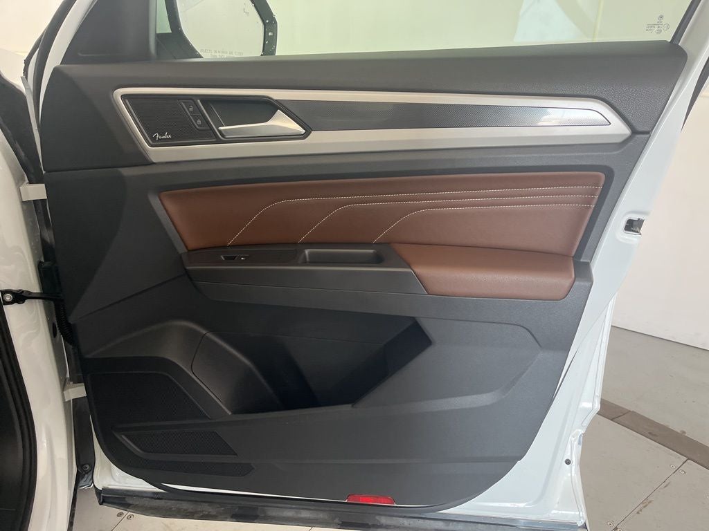2023 Volkswagen Atlas SEL Premium R-Line - Photo 32