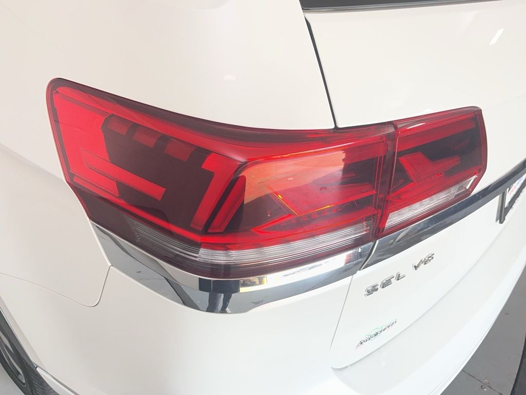 2023 Volkswagen Atlas SEL Premium R-Line - Photo 45