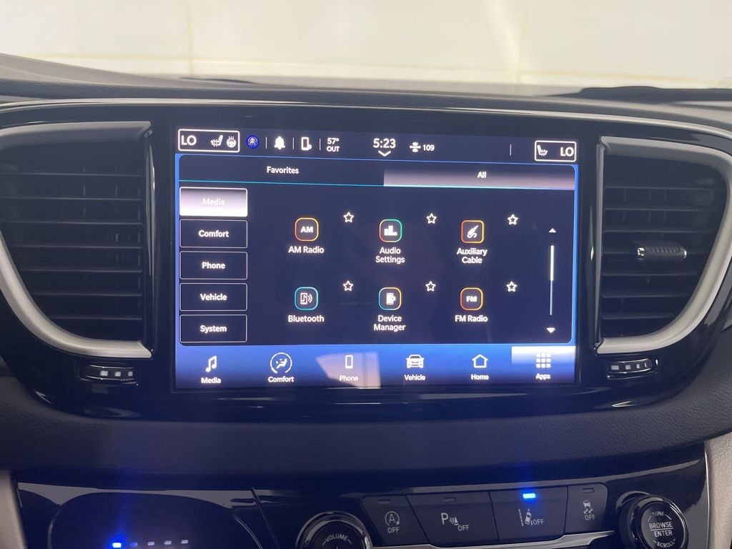 2024 Chrysler Pacifica Touring L