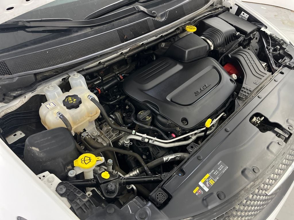 2024 Chrysler Voyager LX