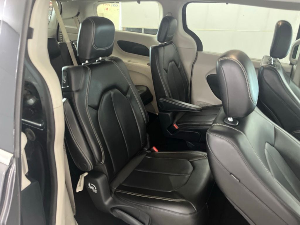 2020 Chrysler Voyager LXI