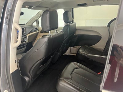 2020 Chrysler Voyager LXI