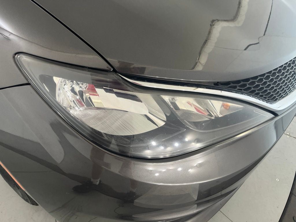 2020 Chrysler Voyager LXI