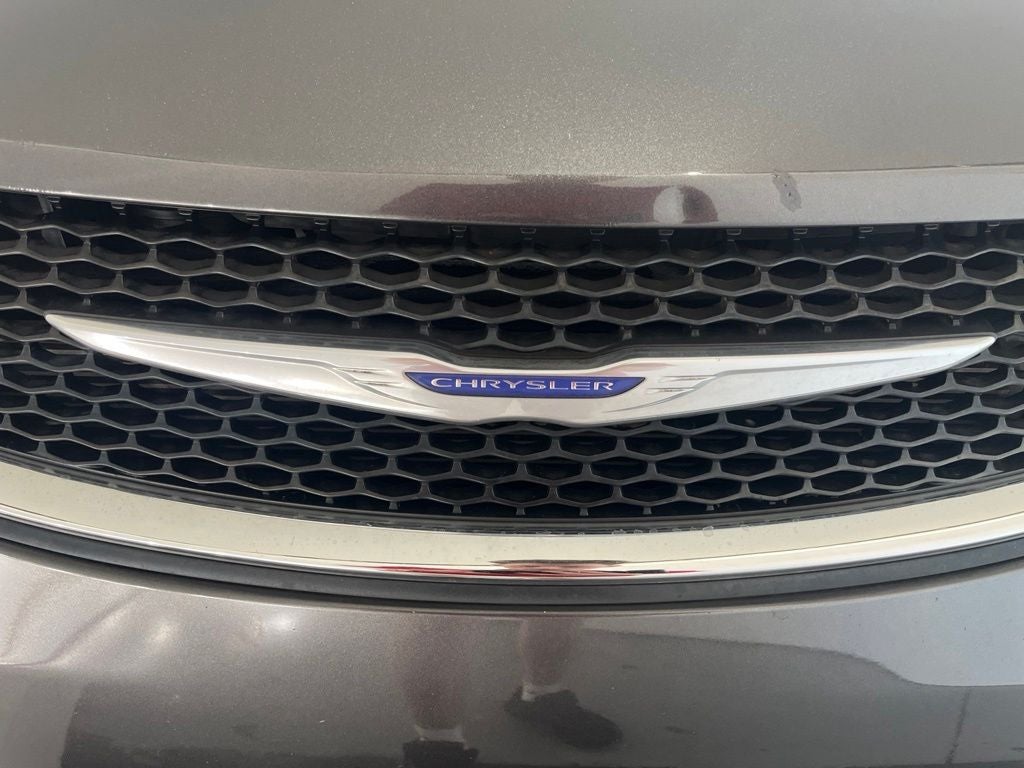 2020 Chrysler Voyager LXI