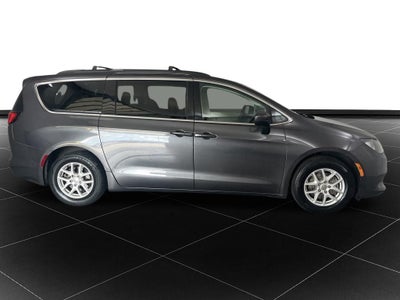 2020 Chrysler Voyager LXI