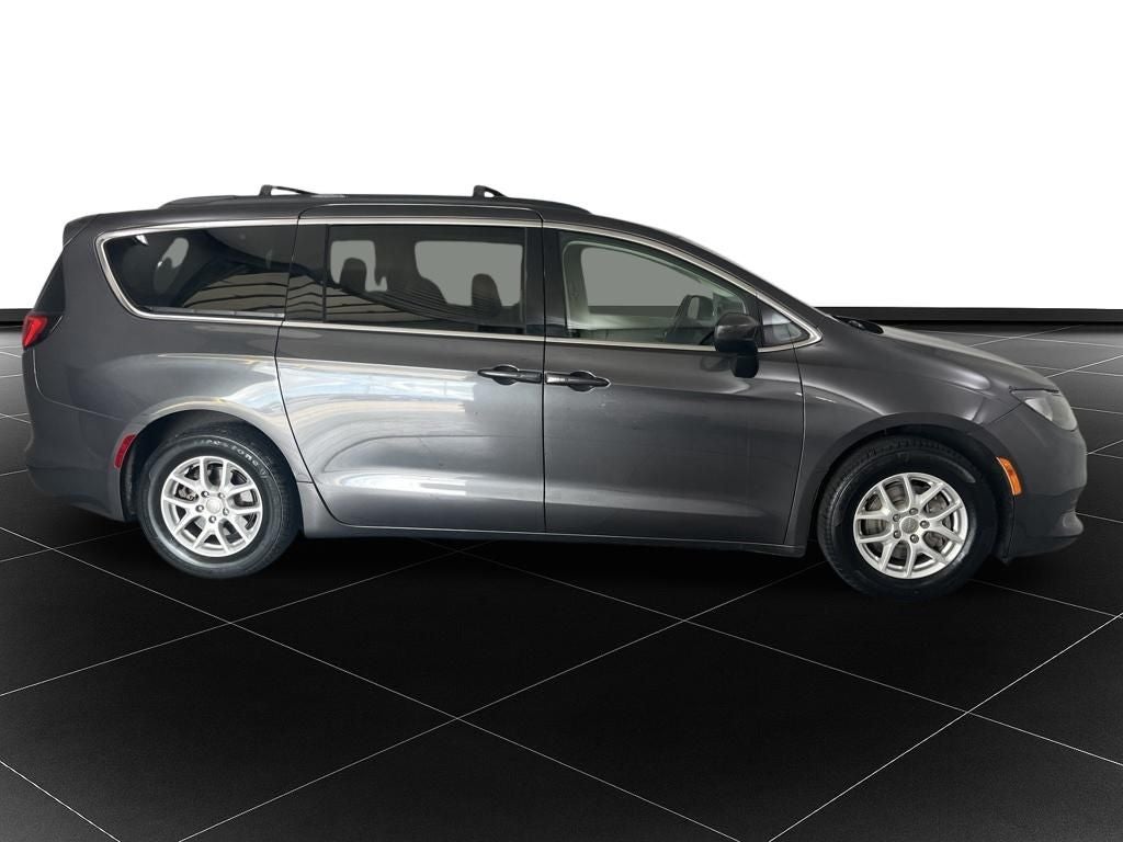2020 Chrysler Voyager LXI