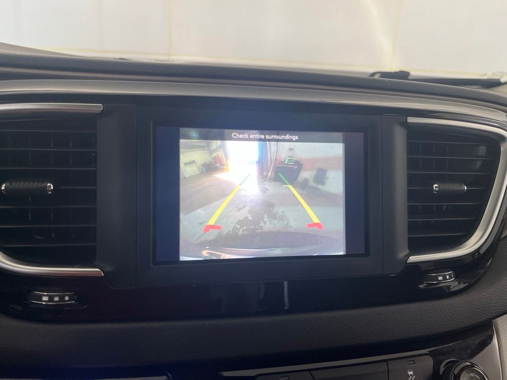 2020 Chrysler Voyager LXI