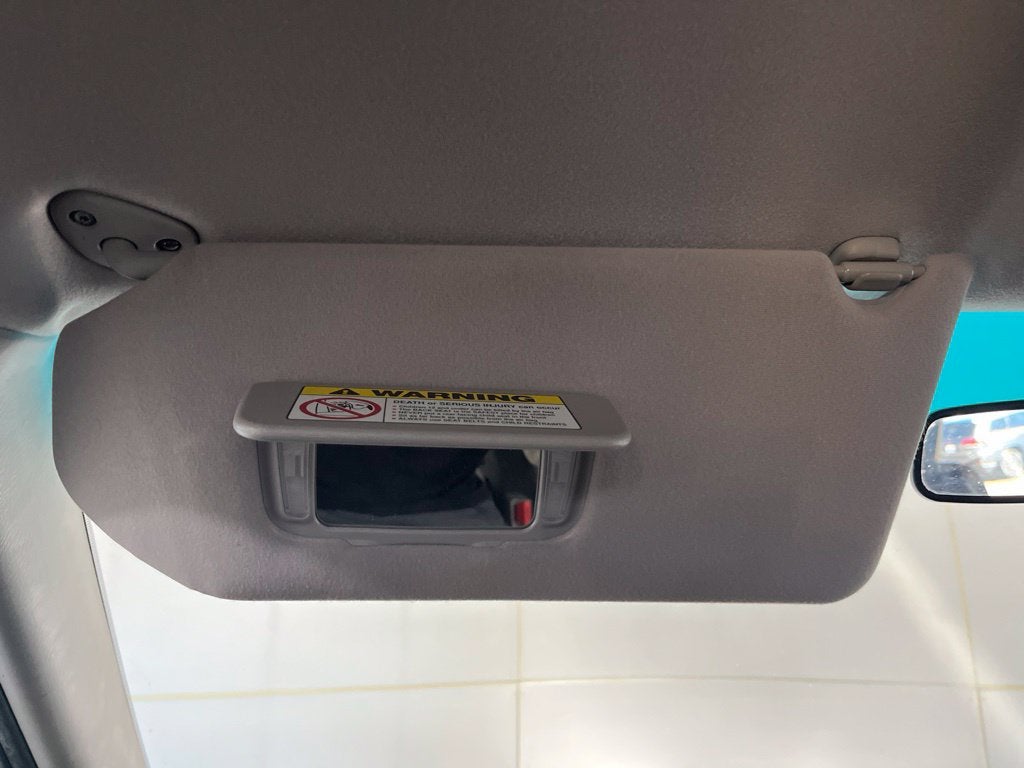 2000 Honda Odyssey LX 7 Passenger