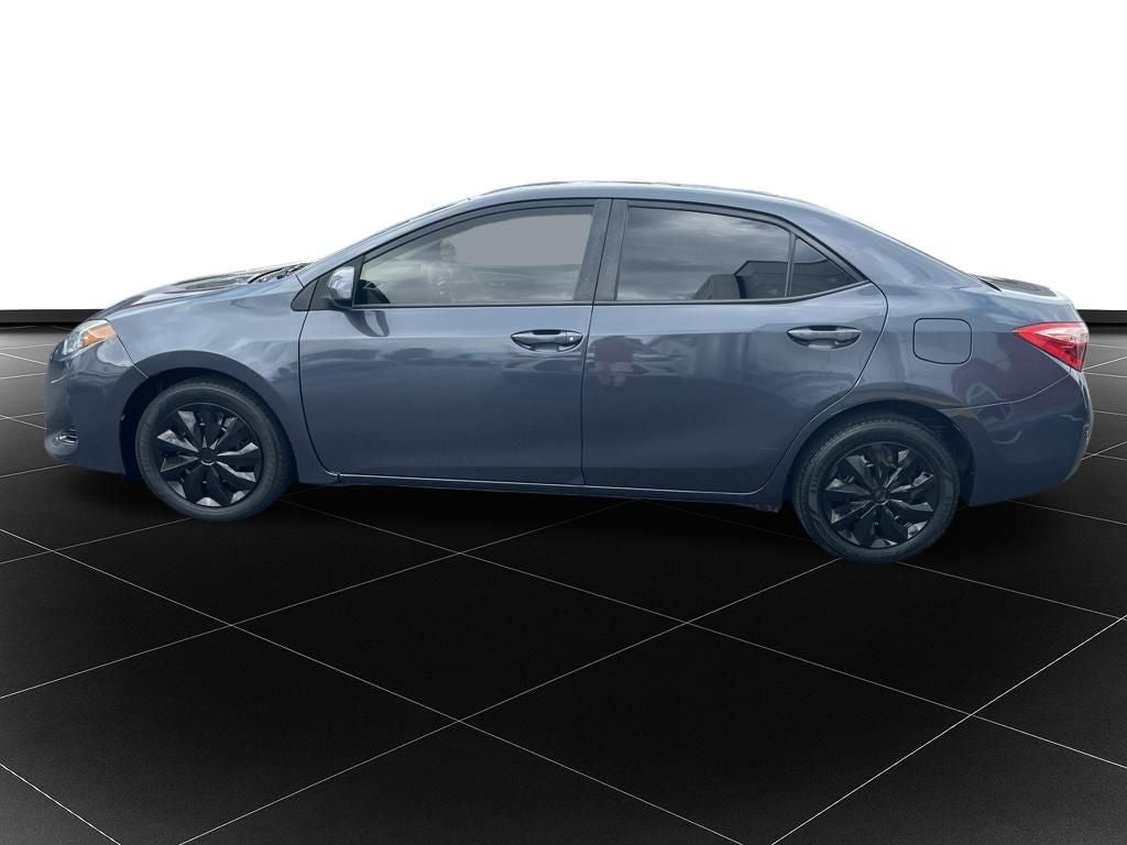 Used 2019 Toyota Corolla LE with VIN 2T1BURHE0KC135506 for sale in Kansas City