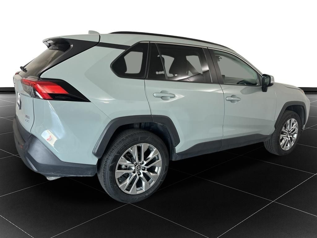 2022 Toyota RAV4 XLE Premium