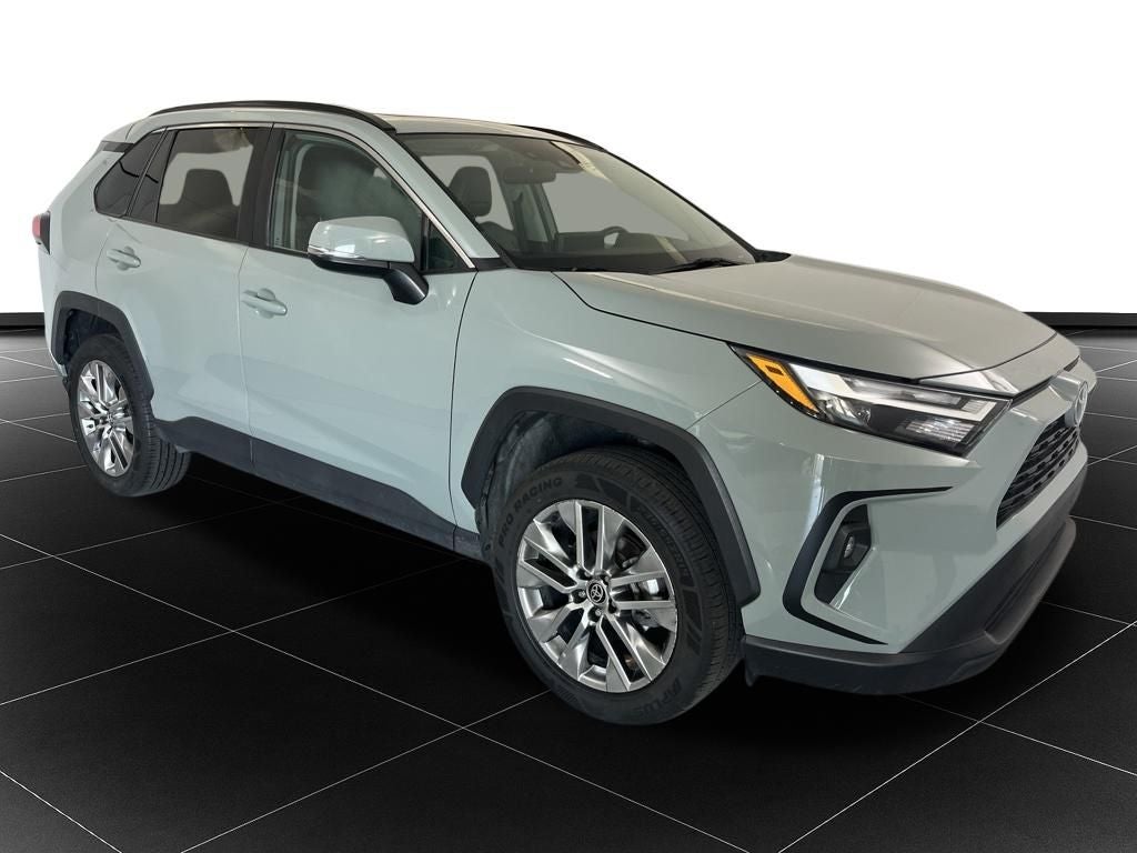 2022 Toyota RAV4 XLE Premium